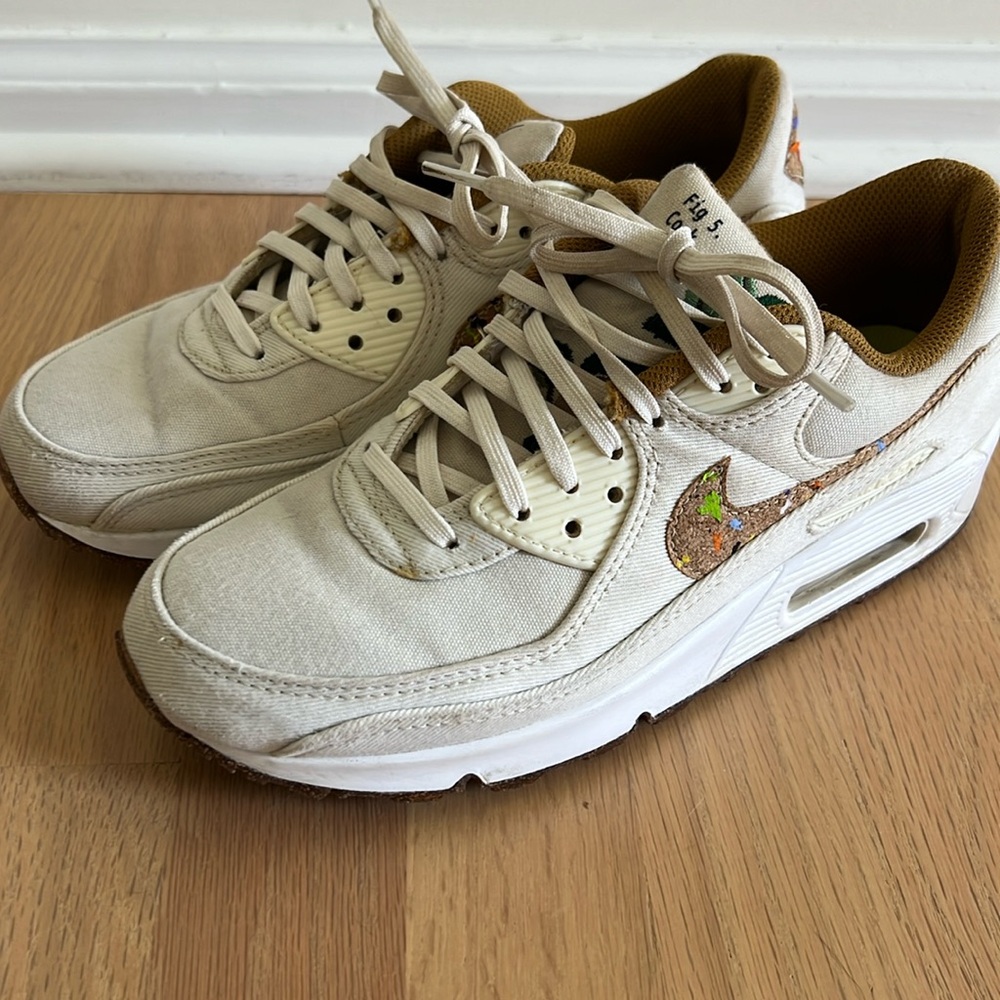 Nike Women's Cream and Brown Sneakers